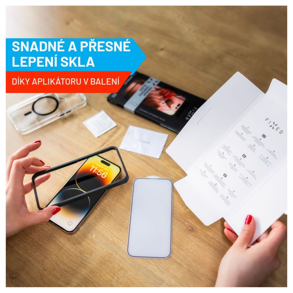 Prémiové ochranné tvrdené sklo FIXED Armor s aplikátorom pre Apple iPhone 15 Plus, čierne
