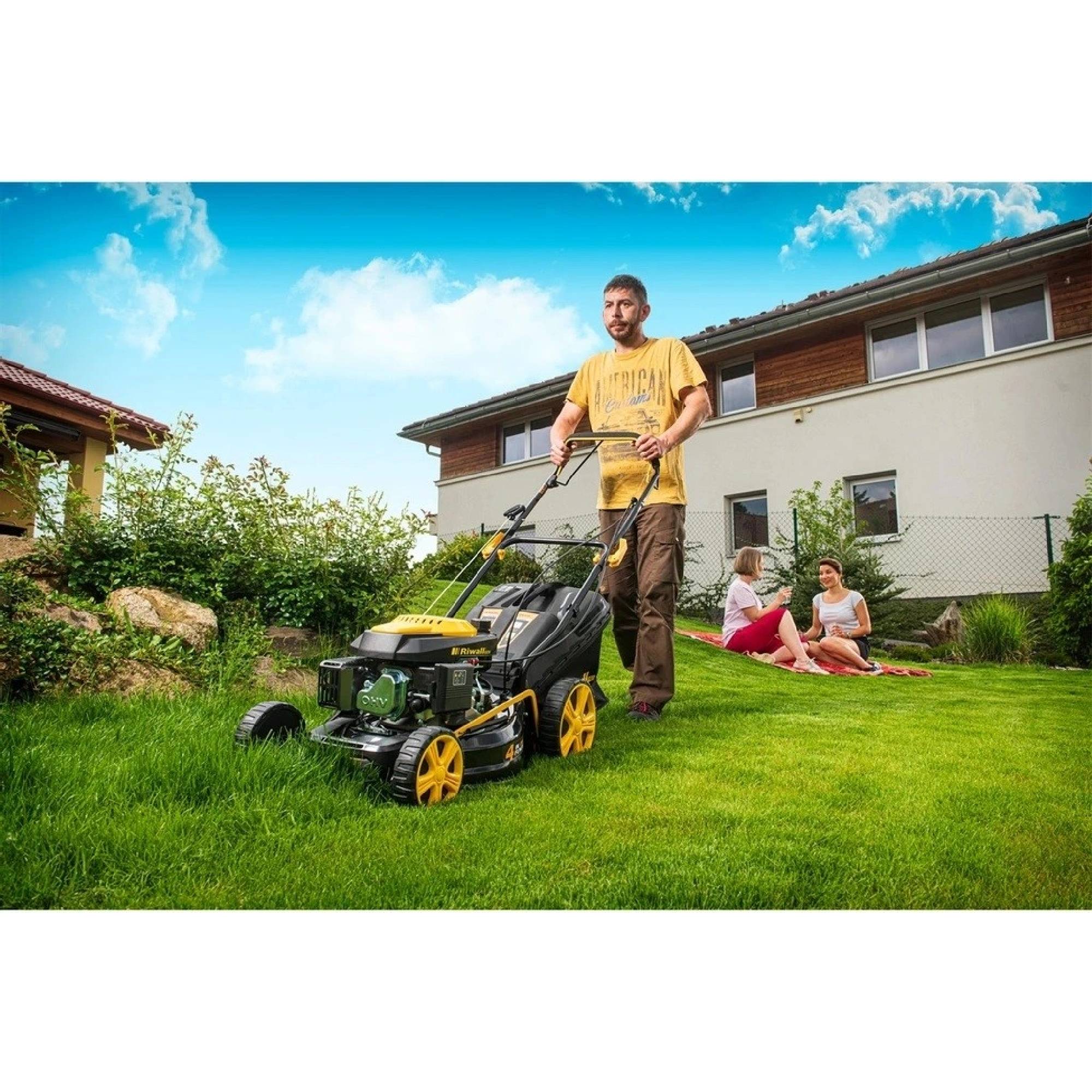 Riwall PRO Rotační sekačka benzínová s pojezdem a elektrostartem RPM 4735 E