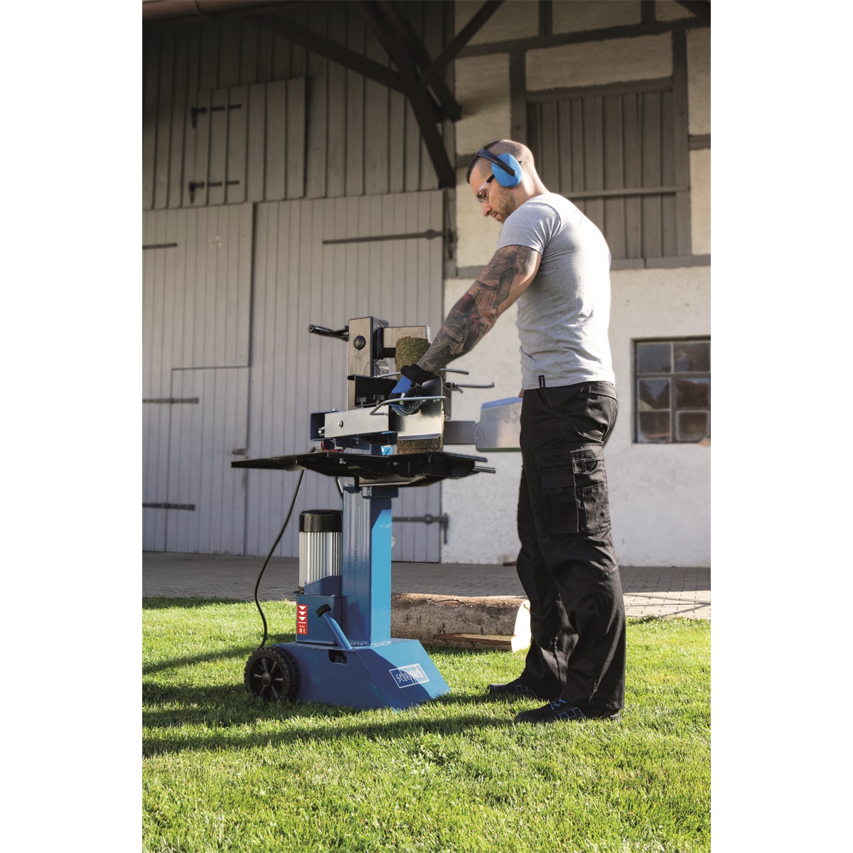 Scheppach HL 810 vertikálny štiepač na drevo 8 t (400 V)