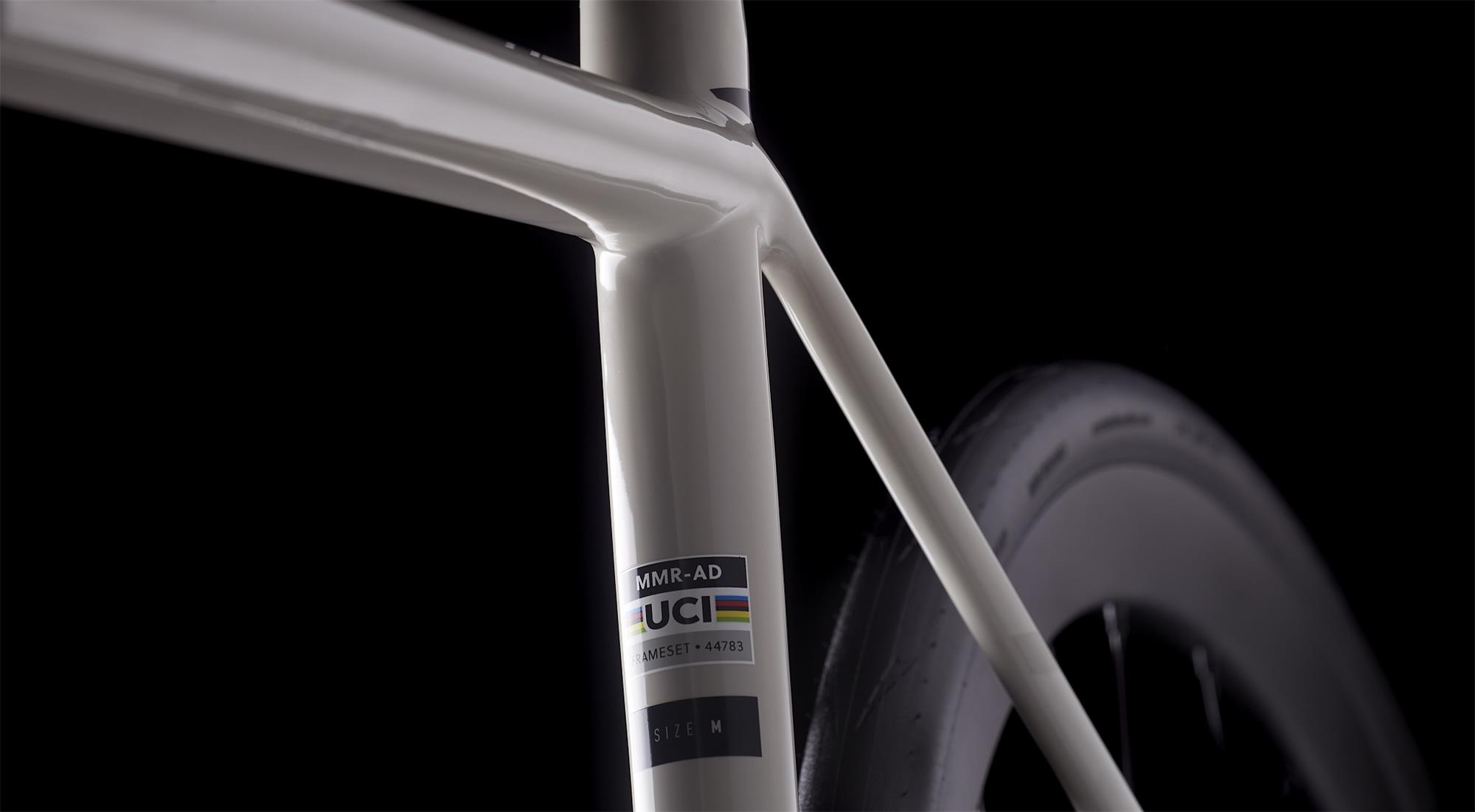 Silniční kolo MMR ADRENALINE 00 - Light Grey N Black - vel.M  24/2025