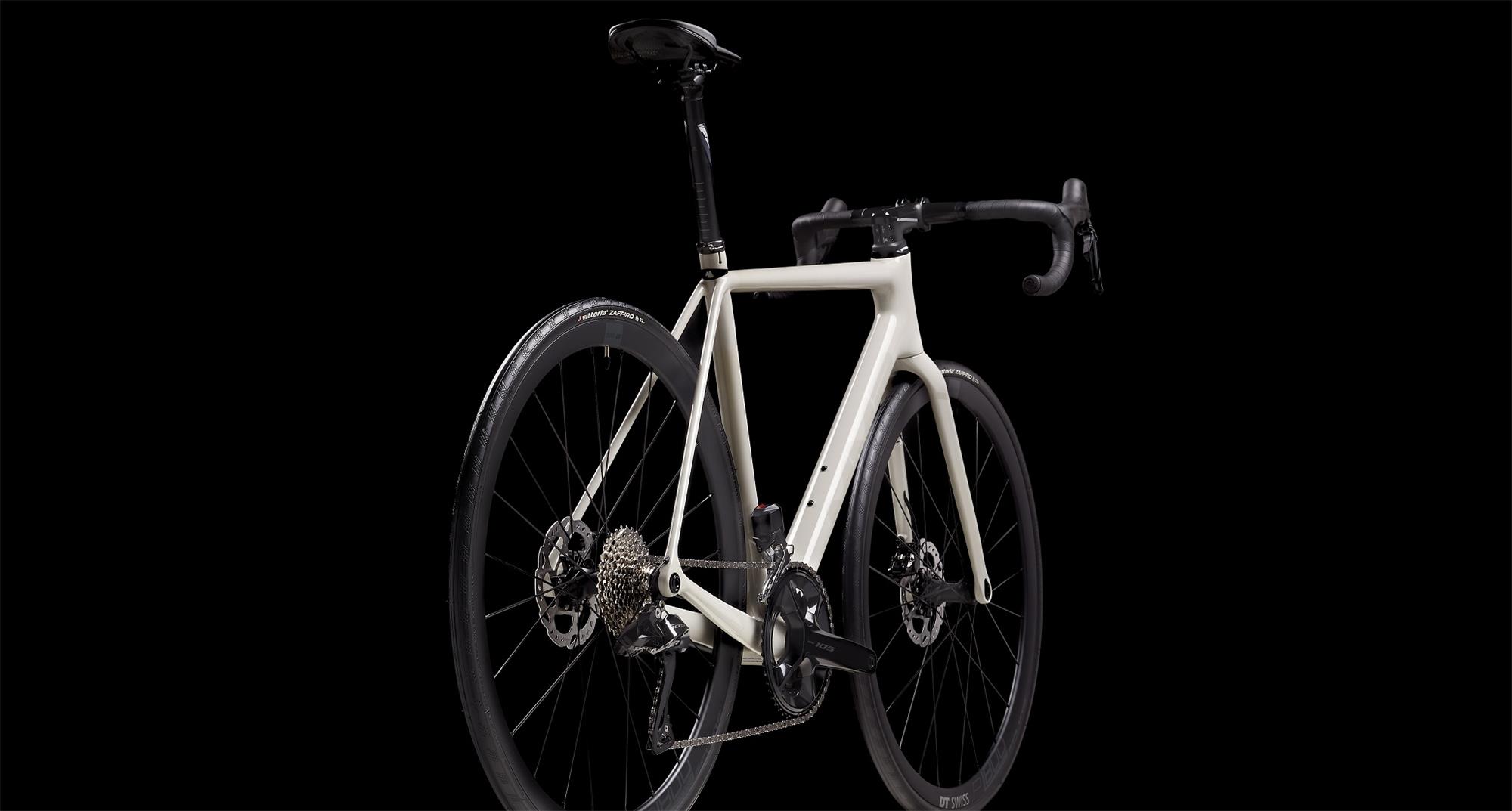 Silniční kolo MMR ADRENALINE 30 - Light Grey N Black - vel.XS  24/2025