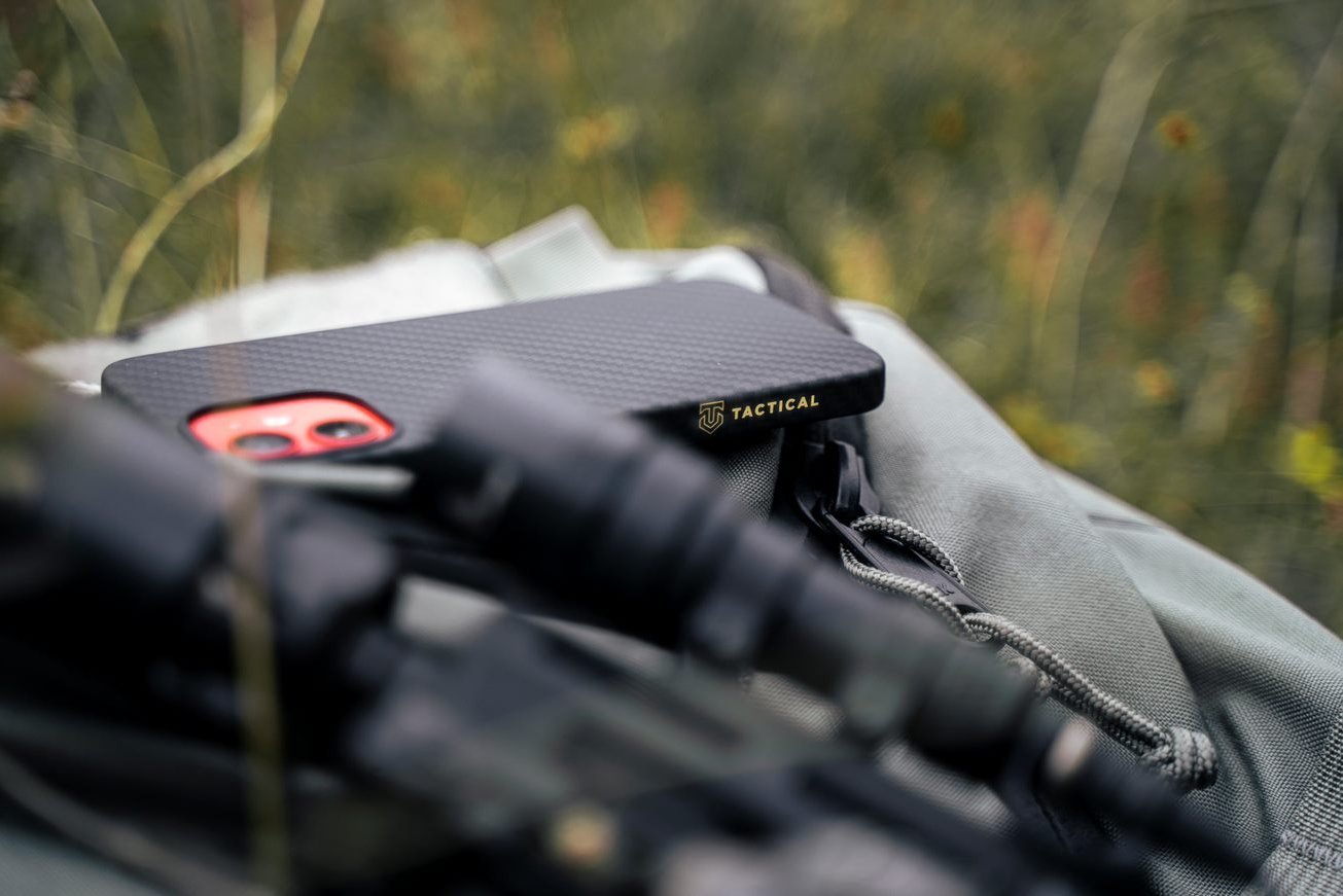 Tactical MagForce Aramid kryt pro Apple iPhone 13 Pro černý