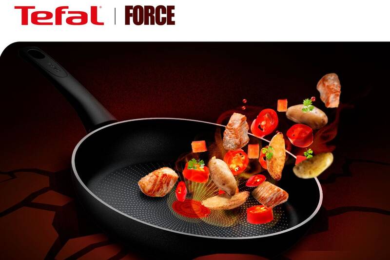 Tefal C3111953 Force pánev wok 28 cm