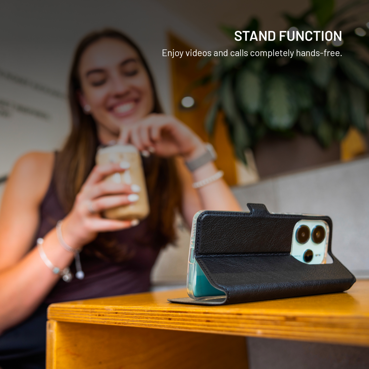 Tenké pouzdro typu kniha FIXED Topic pro Motorola Moto G14, černé