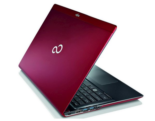 Ultrabook Fujitsu Lifebook UH572 13,3" LED Core i5-3317U,4GB,32GB SSD+500GB, bez DVD, WiFi,BT,W7P-64bit
