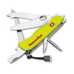 Victorinox RescueTool 0.8623.MWN Nůž spolehlivě přeřeže bezpečnostní pásy, rozbije boční okénko, nebo vytvoří únikovou cestu v čelním skle automobilu. - Kapesní nože