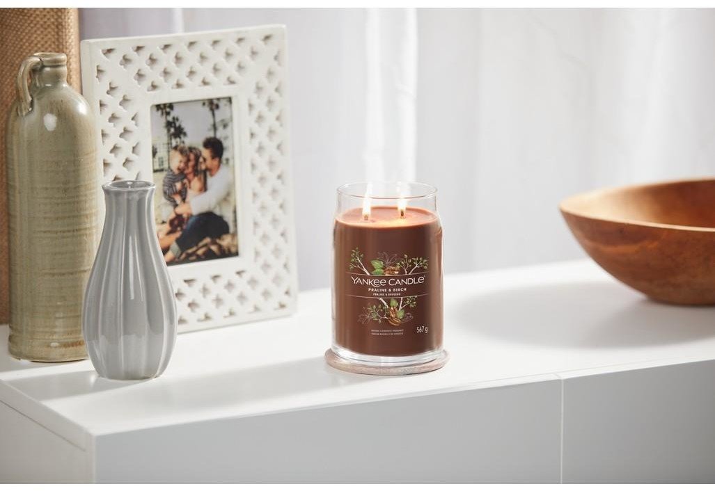 Yankee Candle Pralinka a breza 567g