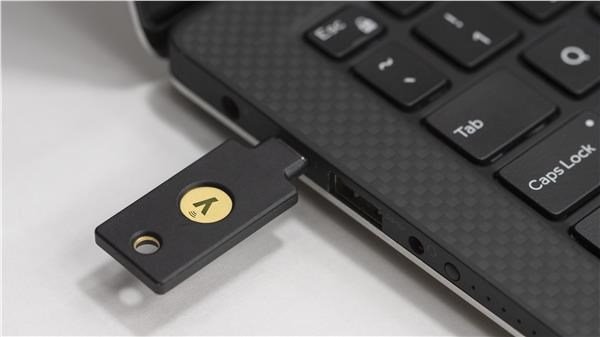 YubiKey 5C NFC - USB-C, kľúč/token s viacfaktorovou autentizáciou, podpora Smart Card (2FA)