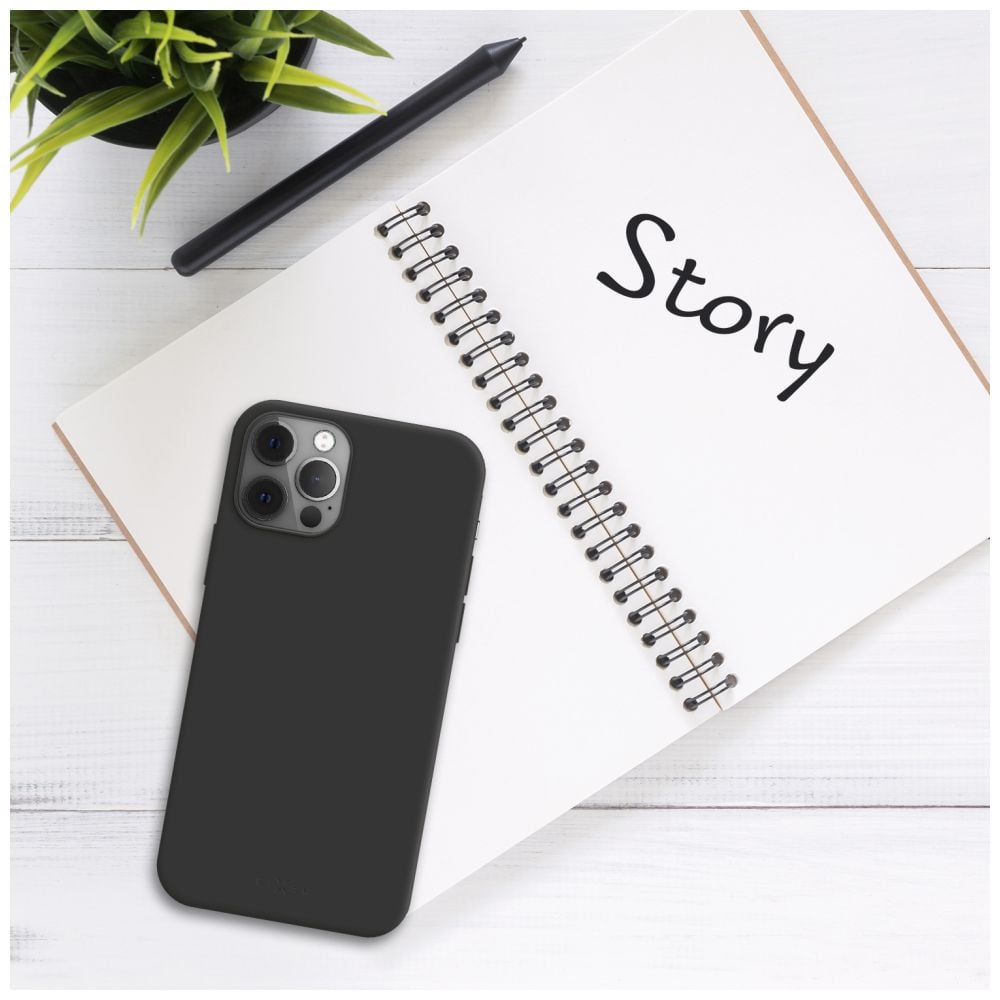 Zadný pogumovaný kryt FIXED Story pre Motorola Moto G15/Power, čierny