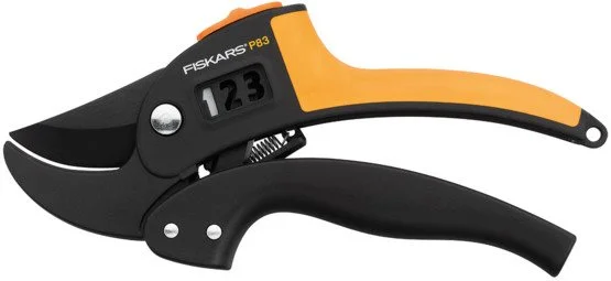Záhradné nožnice Fiskars P83 PowerStep