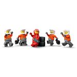 Zastávka v boxe a personál LEGO City F1 s Ferrari 60443